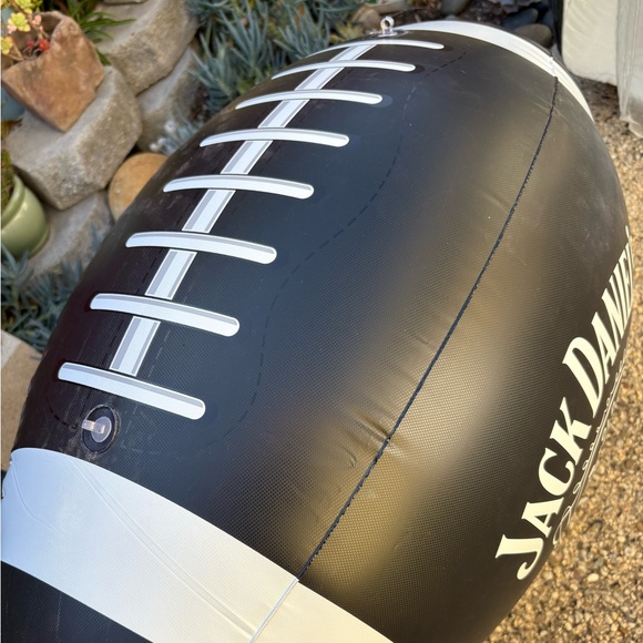 Jack Daniel’s Football Set - Picture 15 of 16